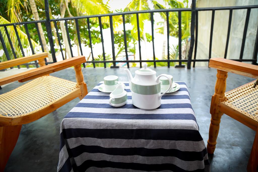 Sunray Beach House Tangalle Exterior photo